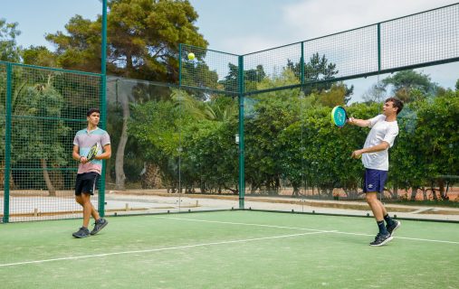 Velando por el correcto uso de nuestras canchas de tenis y pádel