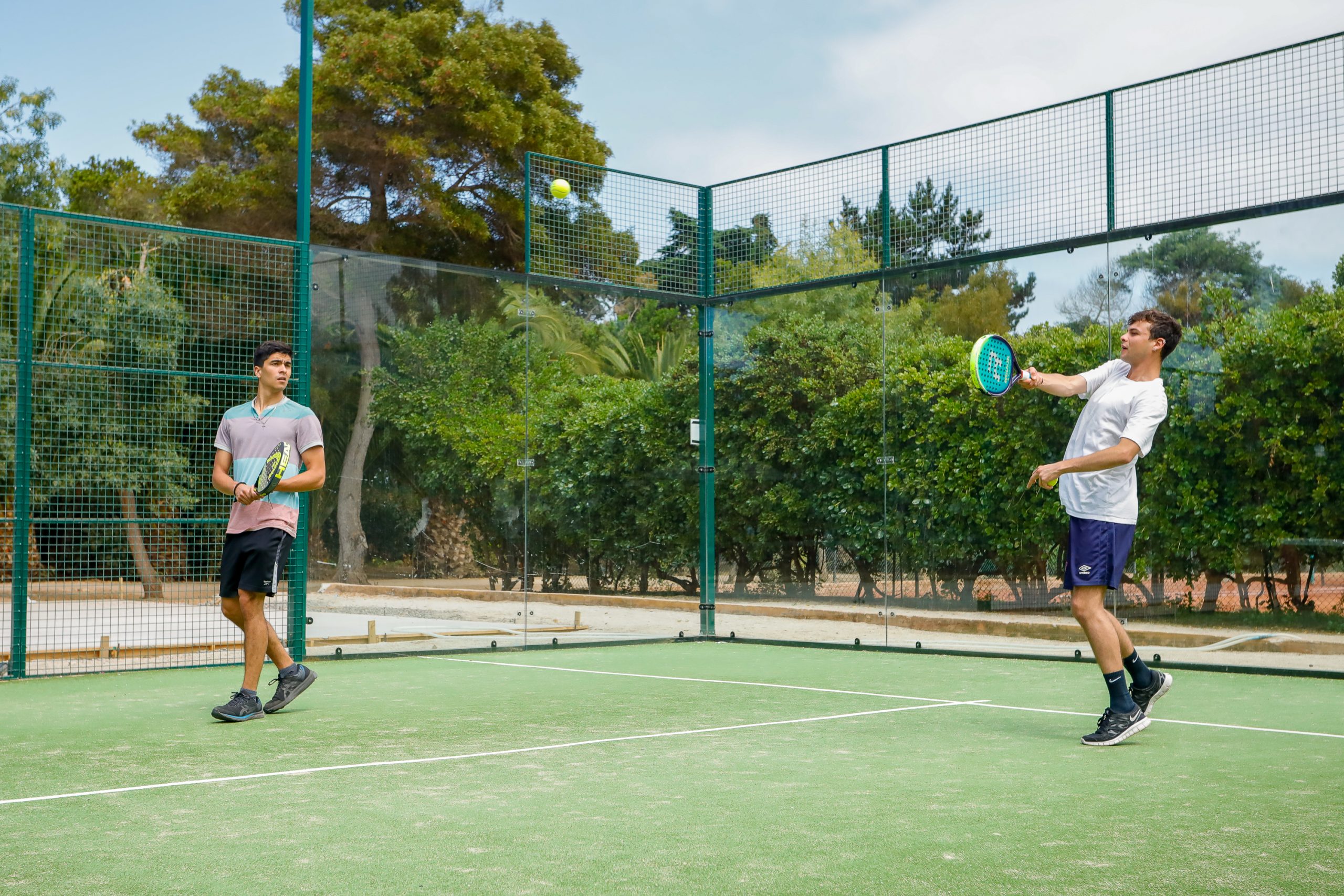 Velando por el correcto uso de nuestras canchas de tenis y pádel